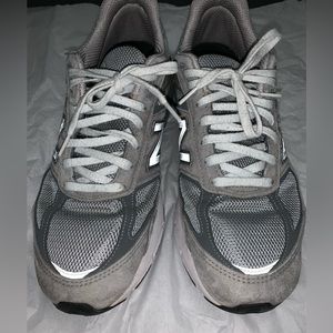 Men’s New Balance V5